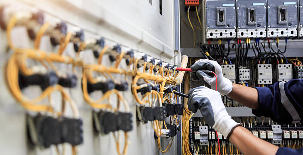 Professional Electrician technician working in Grovetown, GA